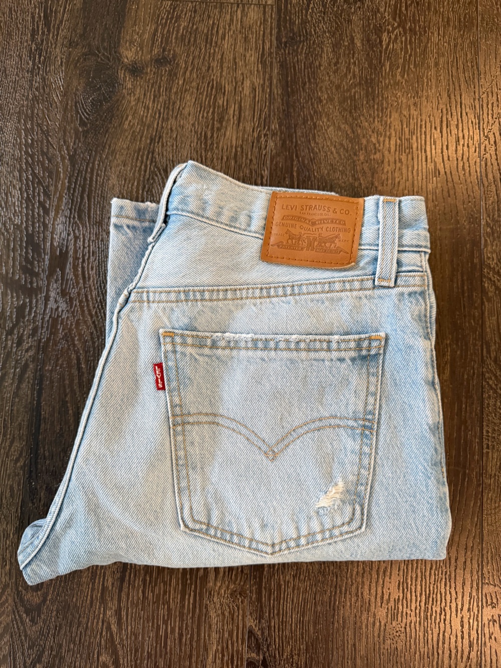 Levi's Light Wash middy straight Jeans